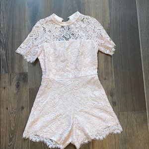 Alexis romper
